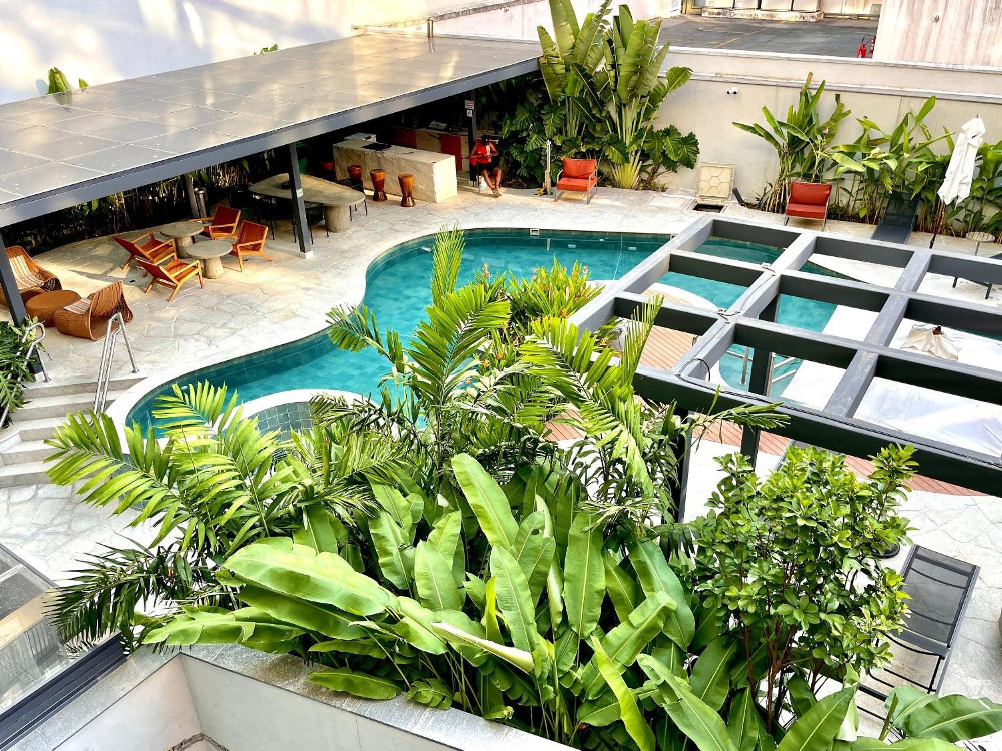 Leblon - Moderno Com Piscina E Academia.
