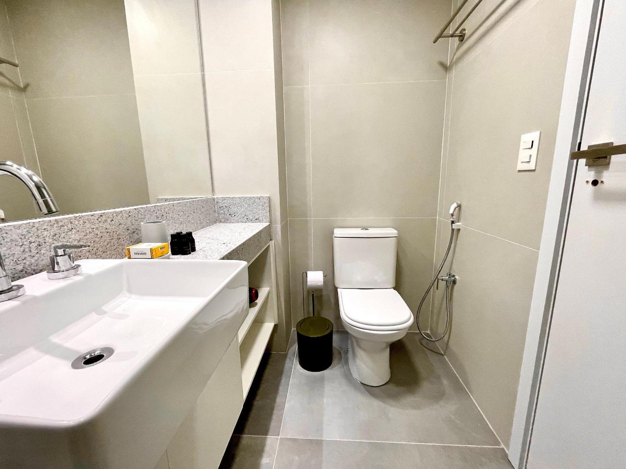 Apartamento Leblon - Moderno Com Piscina E Academia.