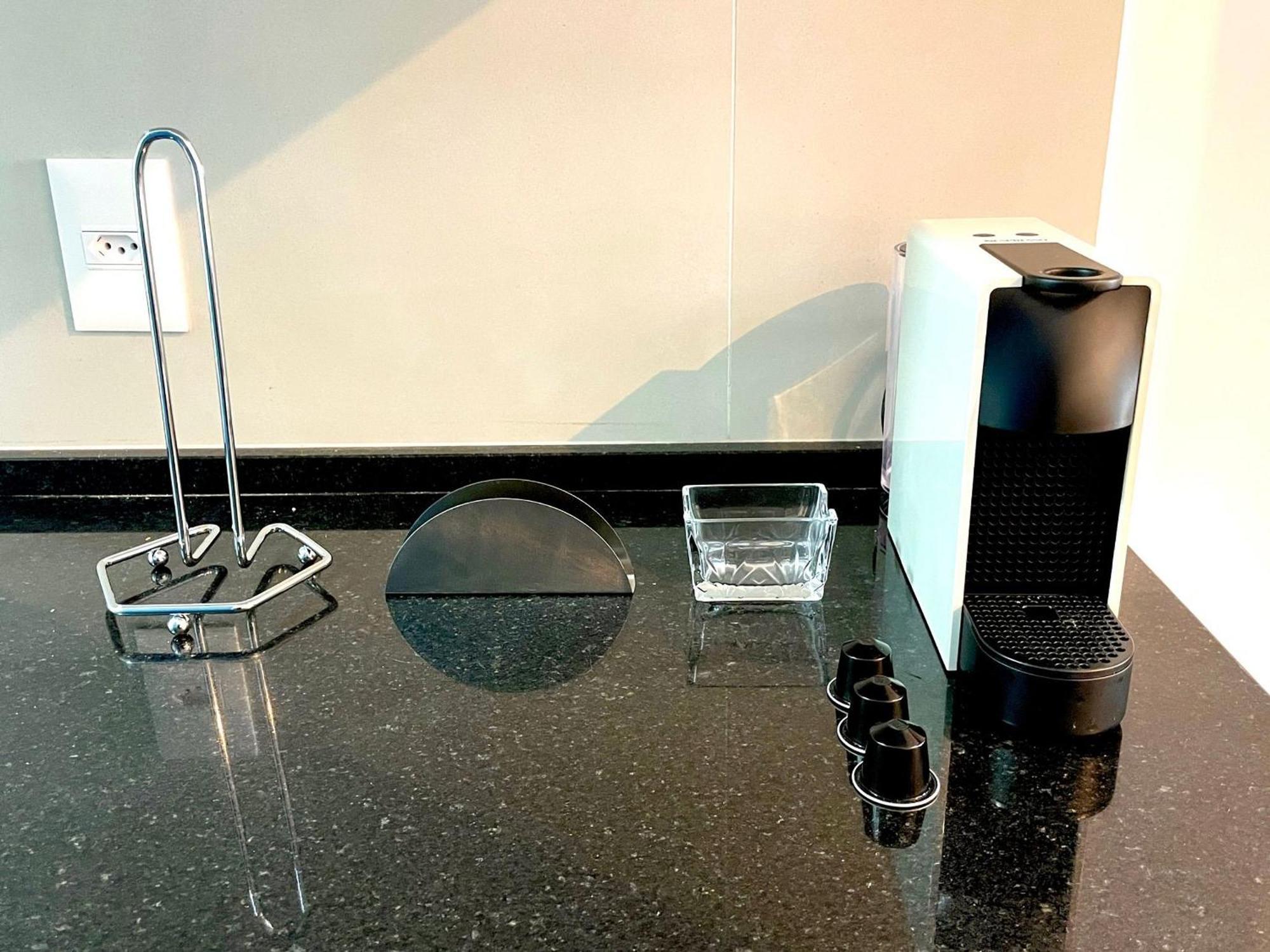 Apartamento Leblon - Moderno Com Piscina E Academia.