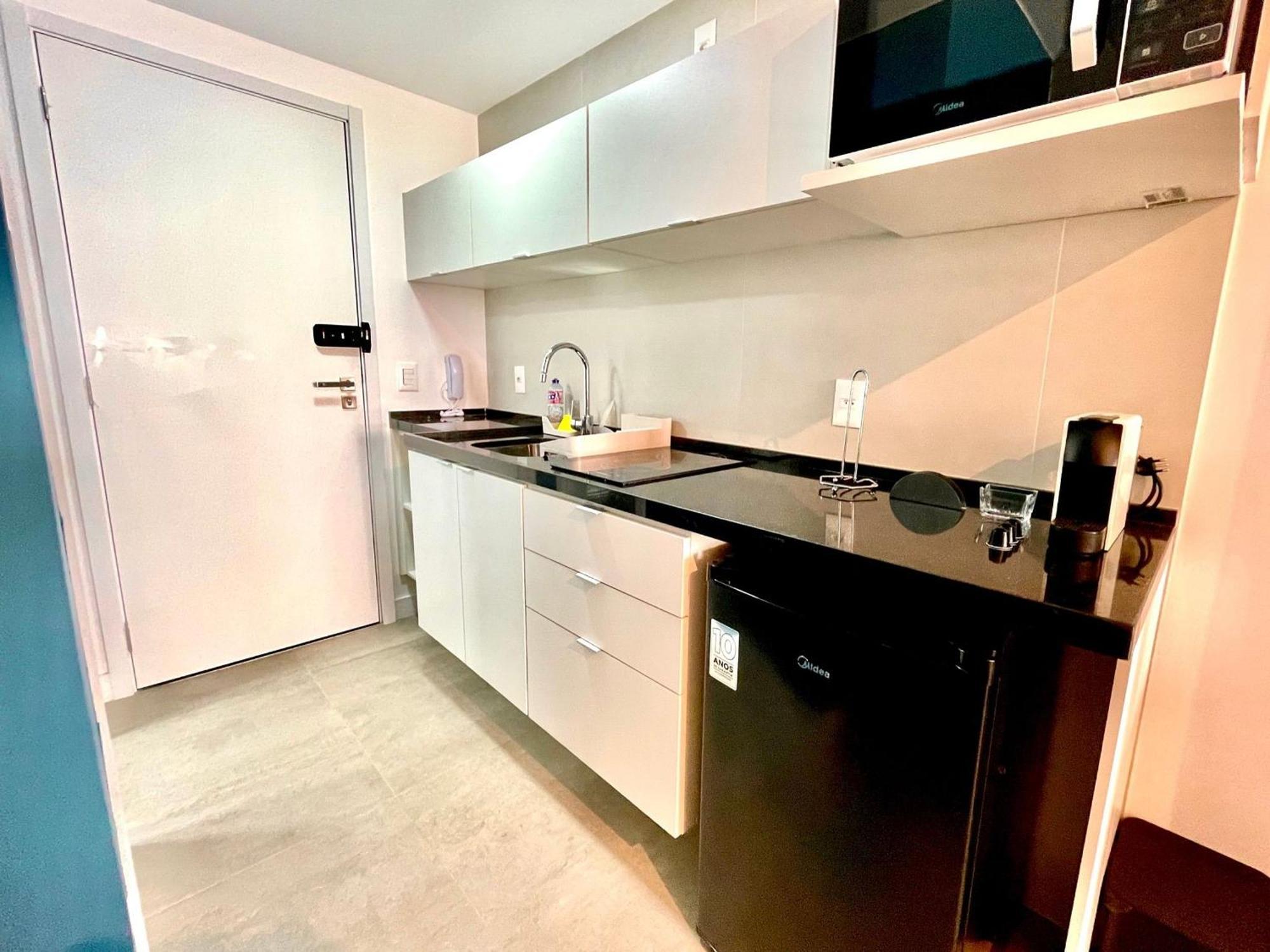 Apartamento Leblon - Moderno Com Piscina E Academia.