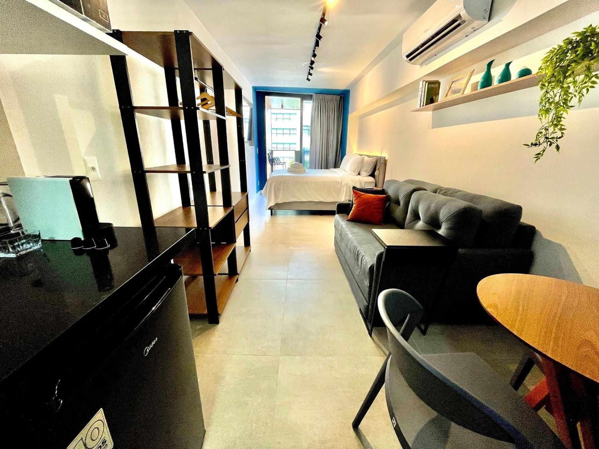 Apartamento Leblon - Moderno Com Piscina E Academia. *